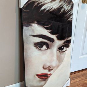 Audrey Hepburn - Glamorous by Frank Ritter